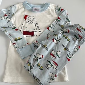 Hanna Andersson snoopy Christmas PJ